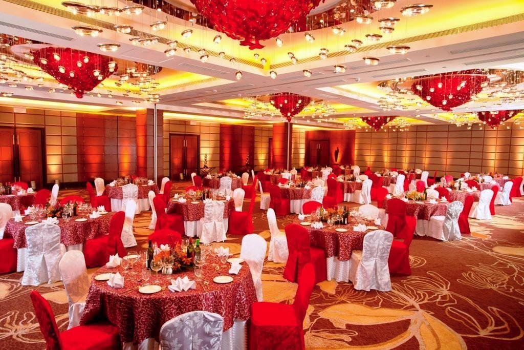 Radisson Blu Hotel, Nagpur Extérieur photo