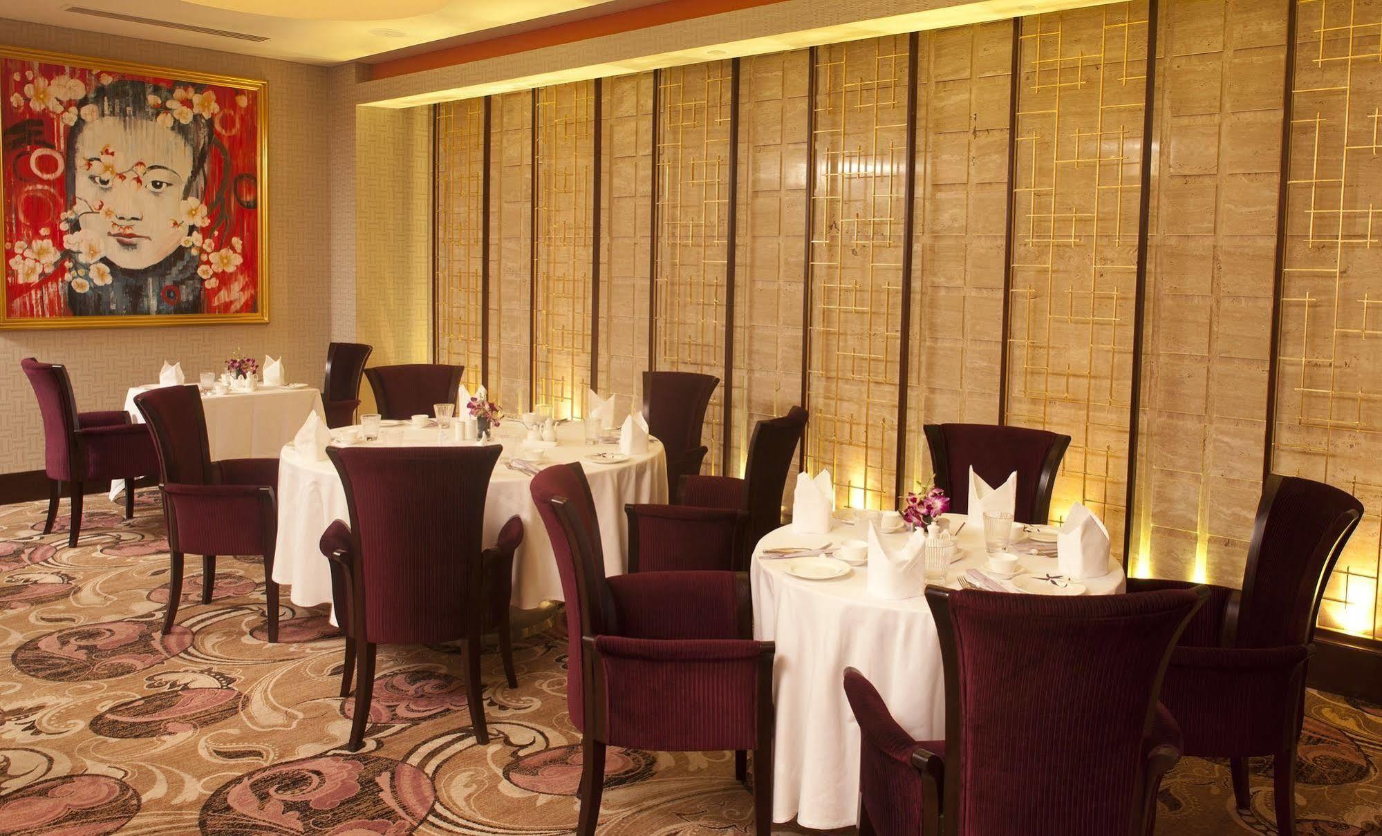 Radisson Blu Hotel, Nagpur Extérieur photo