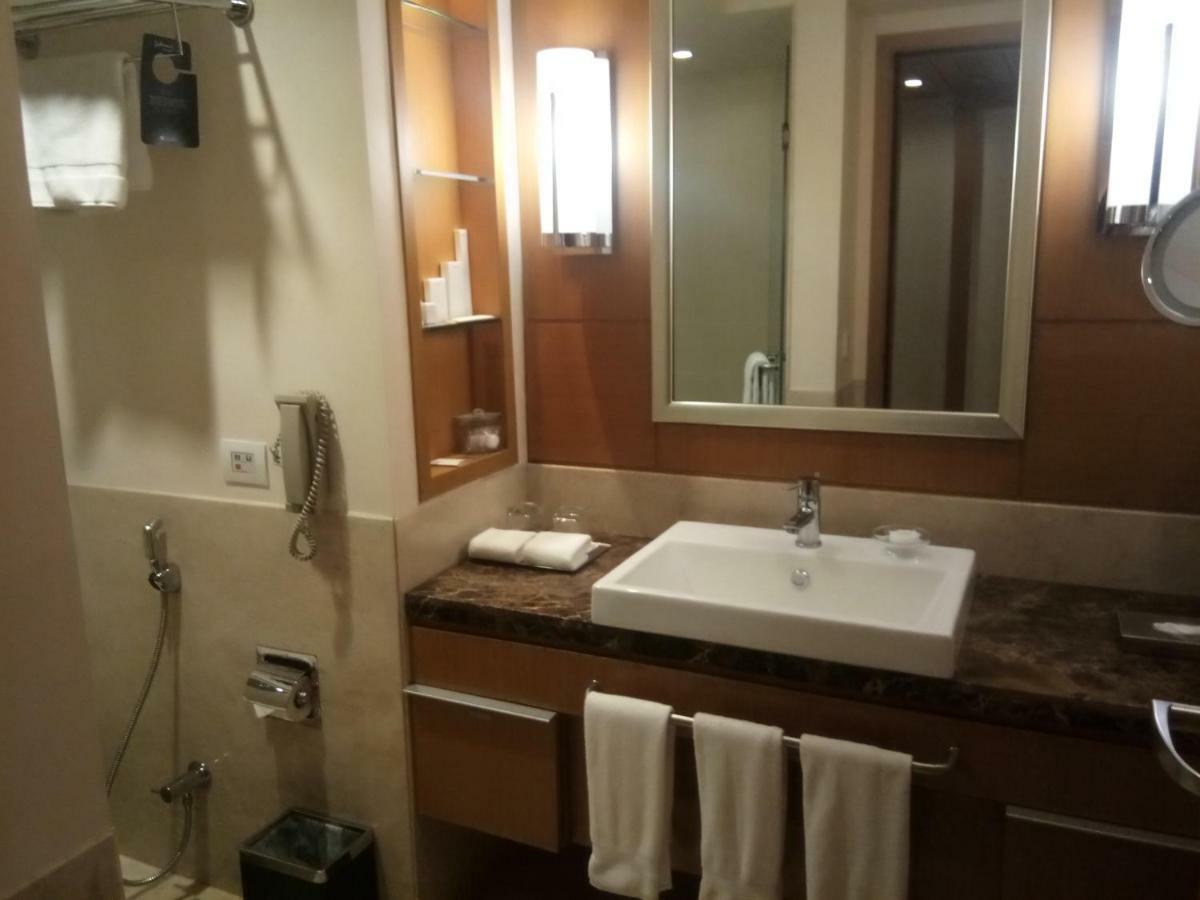 Radisson Blu Hotel, Nagpur Extérieur photo